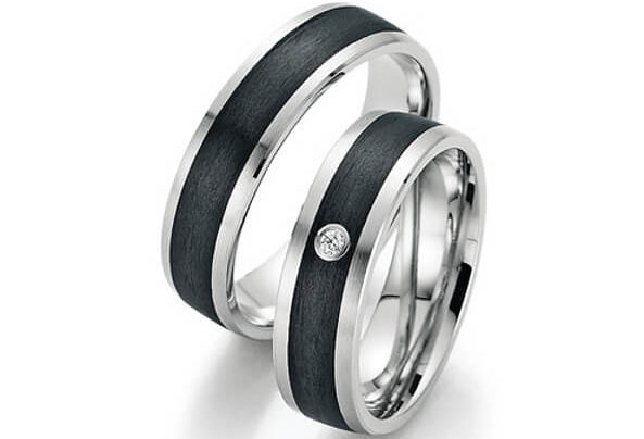 Silver wedding rings with carbon