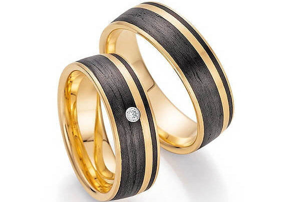 Black gold wedding rings