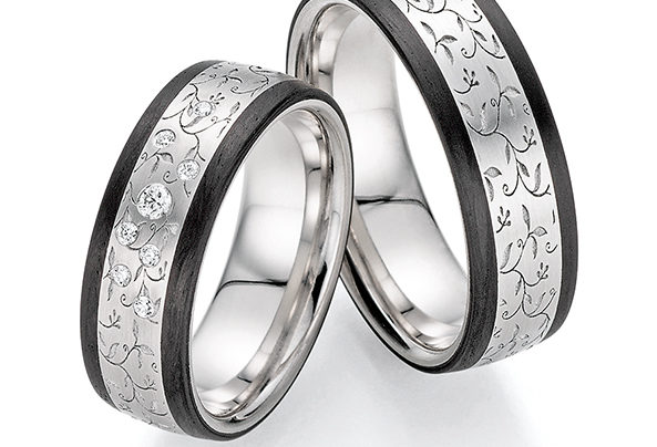 Silver-black wedding rings with floral pattern