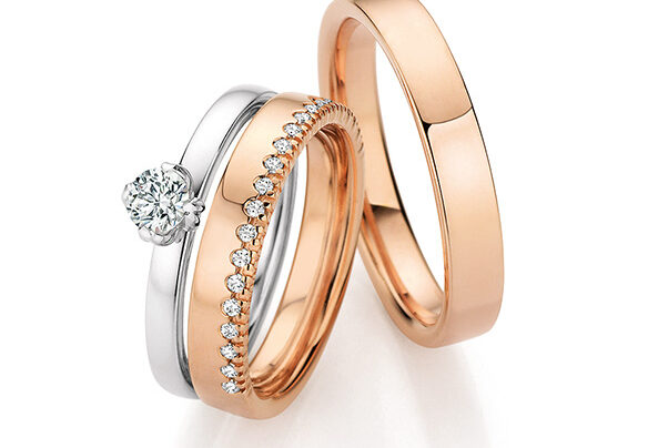 Triset of engagement ring and wedding rings