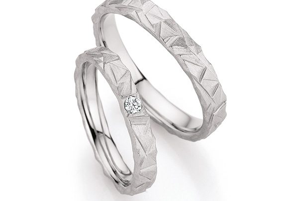 Platinum wedding ring