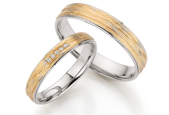 Platinum and apricot gold wedding ring